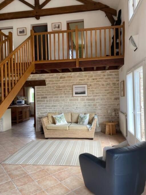 The Charming Private Farmhouse At La Grenouillere Puyreaux Εξωτερικό φωτογραφία